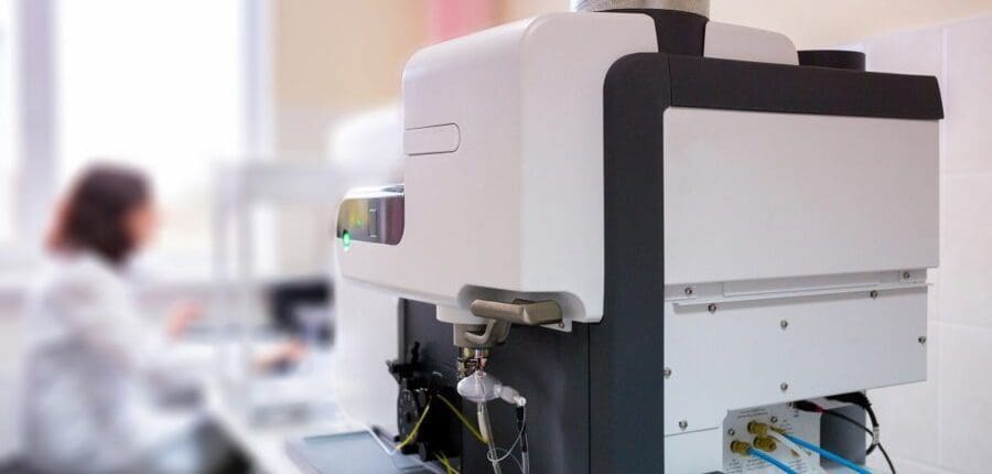 Streamline product compliance with complete traceability of chemical composition 1 Streamline product compliance with complete traceability of chemical composition