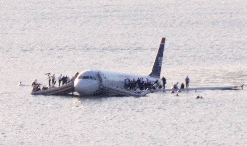 Innovative simulation method supporting aircraft ditching certification 2 "US Airways Flight 1549 in the Hudson River, New York, USA on 15 January 2009 (crop)"