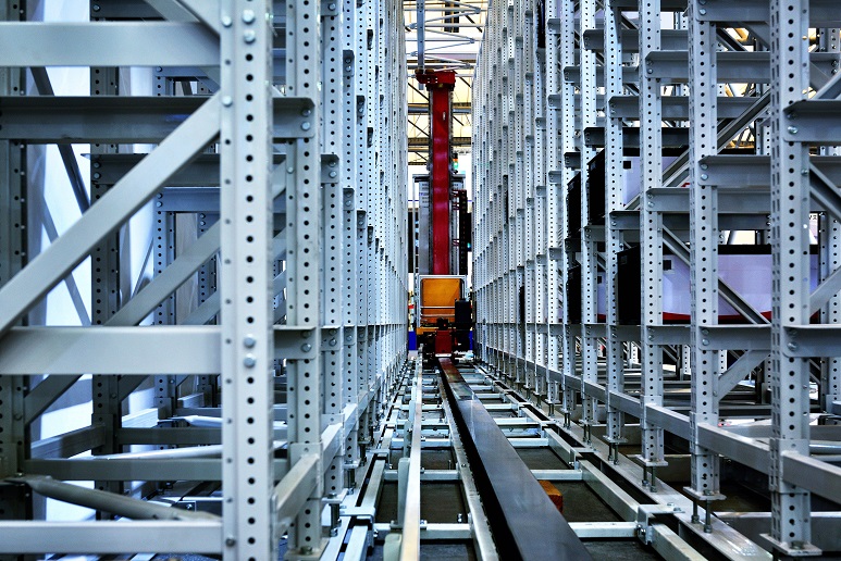 Plant Simulation in internal warehousing & logistics projects | Tecnomatix 3 distributie magazijn