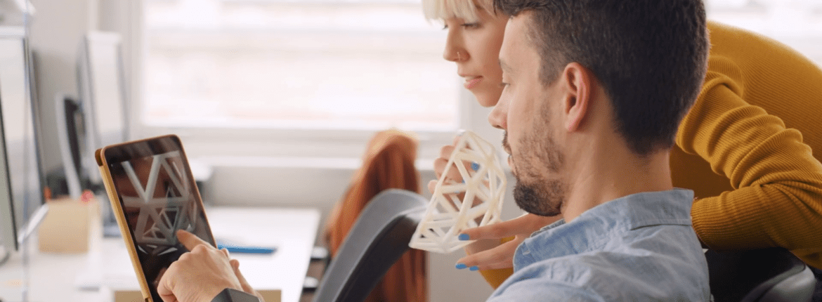 Small and Medium-Sized Businesses Journey To Improve Manufacturing - The Role of Digital Solutions - Small & Medium Business 1 Image TAC 900.056 GBL VID Teamcenter X Saas