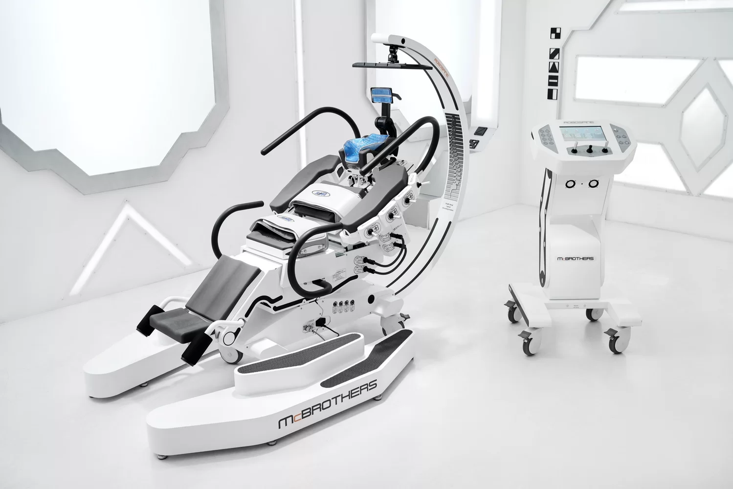 Liệu Trình ROBOSPINE 15 Phút: Kéo Giãn Cột Sống Không Đau
